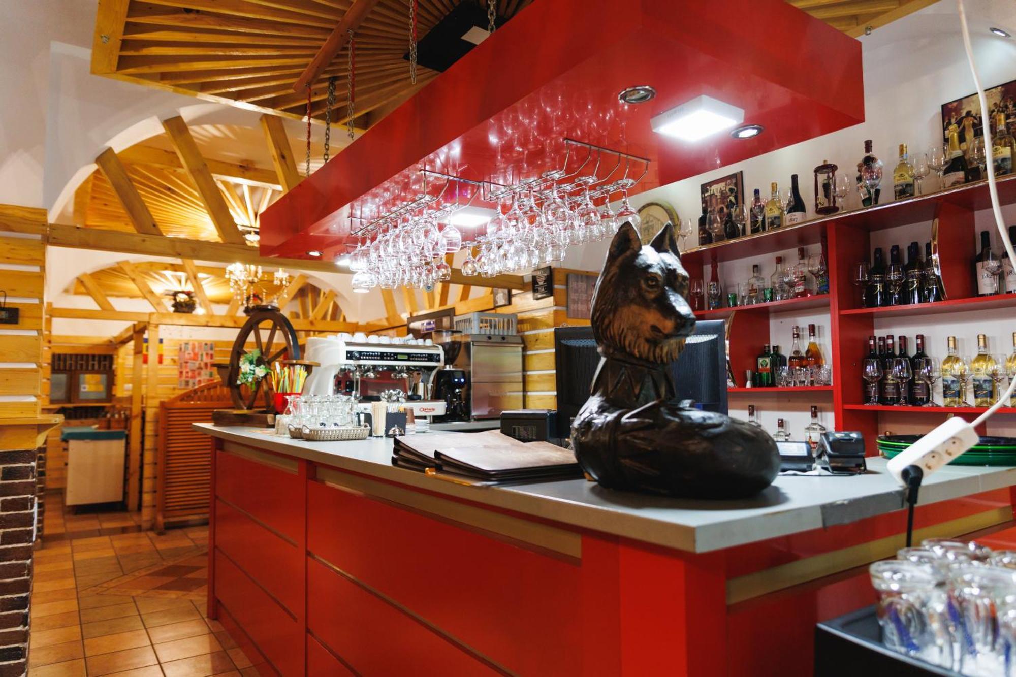 Pensiunea Meteora Suceava Extérieur photo