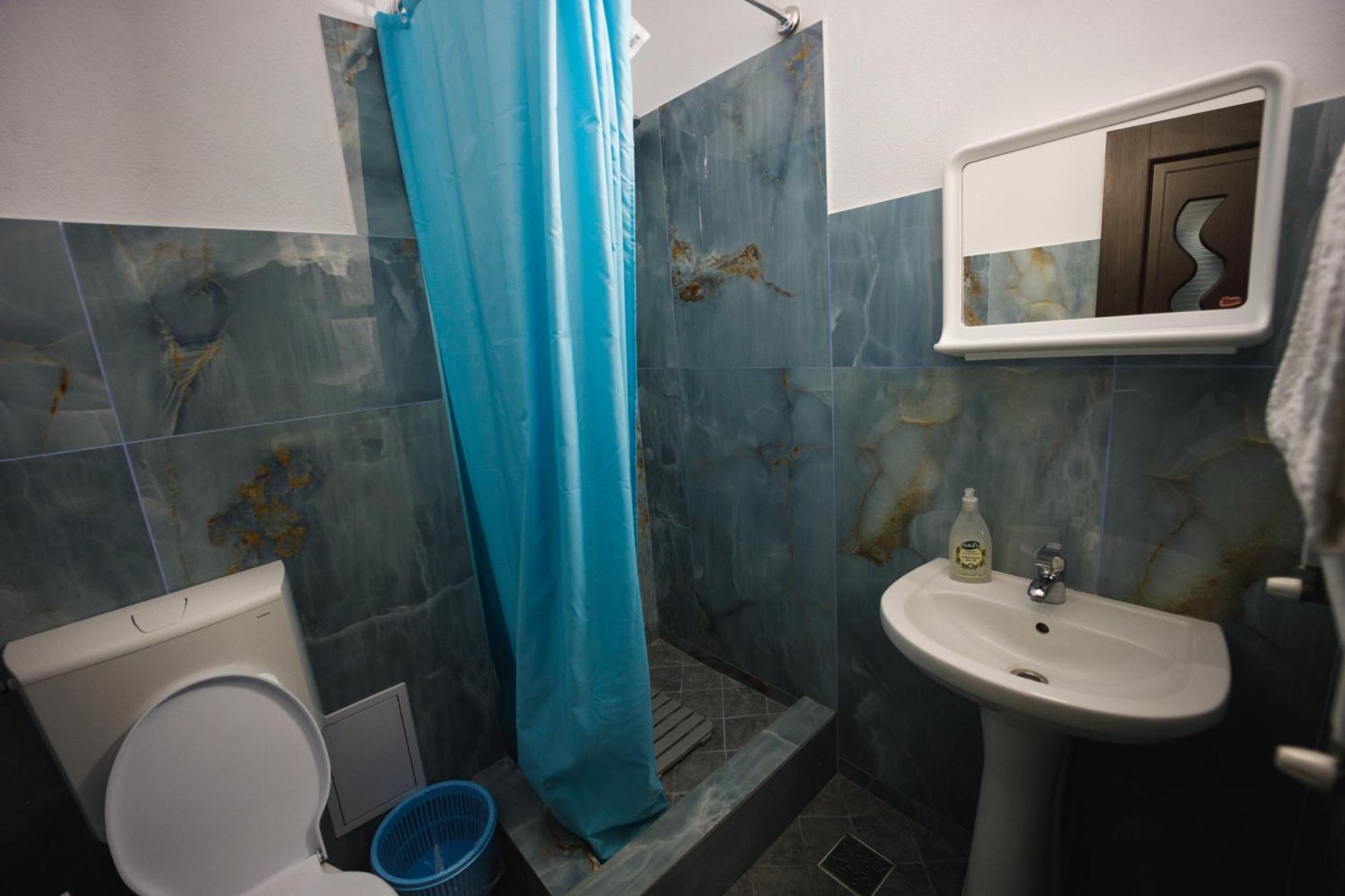 Pensiunea Meteora Suceava Extérieur photo
