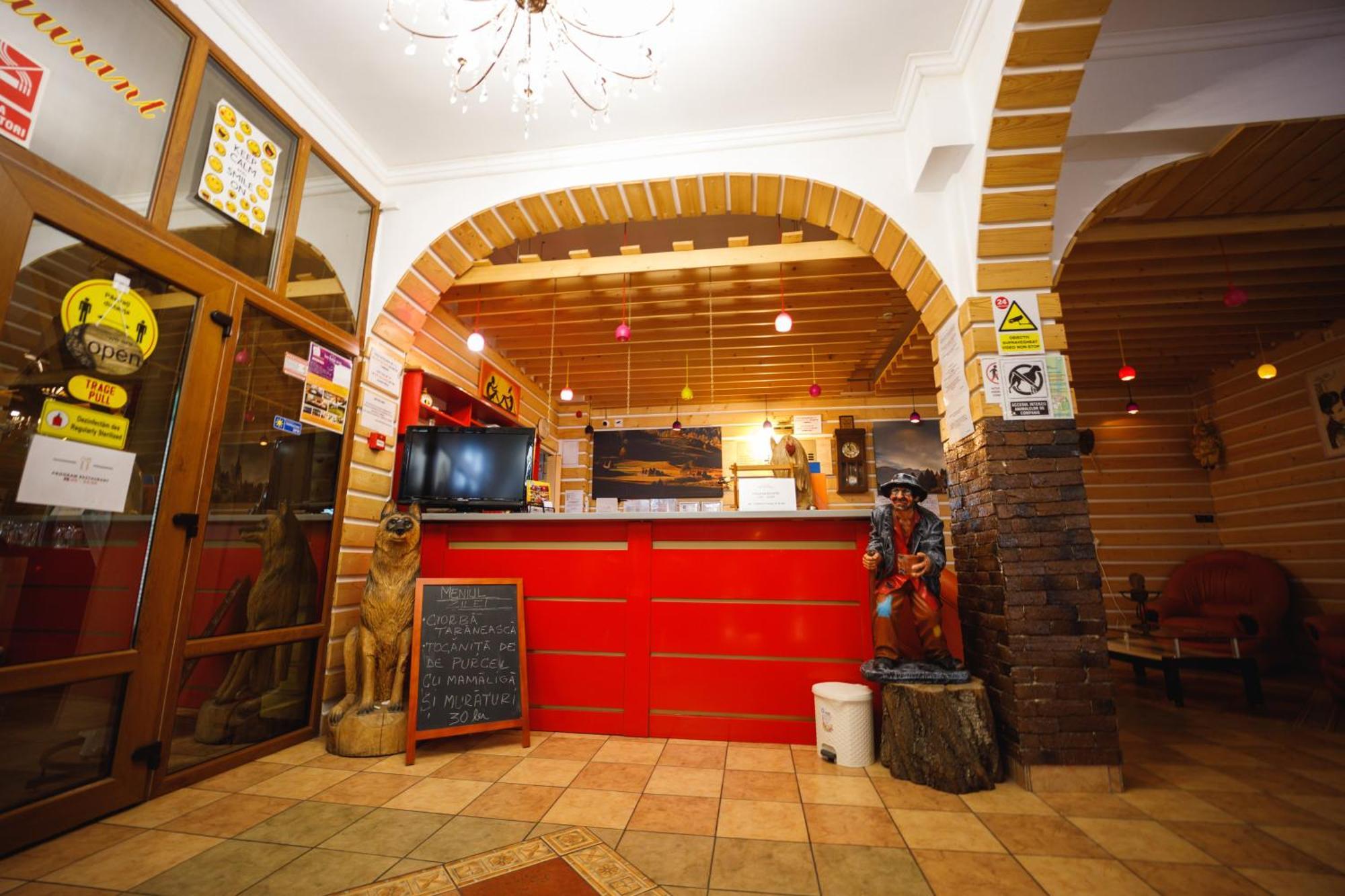 Pensiunea Meteora Suceava Extérieur photo